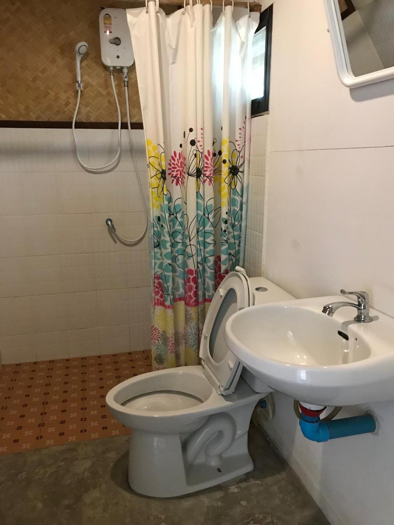 אוטאי תאני บ้านกลางเกาะ รีสอร์ท מראה חיצוני תמונה